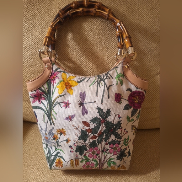 Gucci Bamboo Floral Bag - Picture 2 of 16